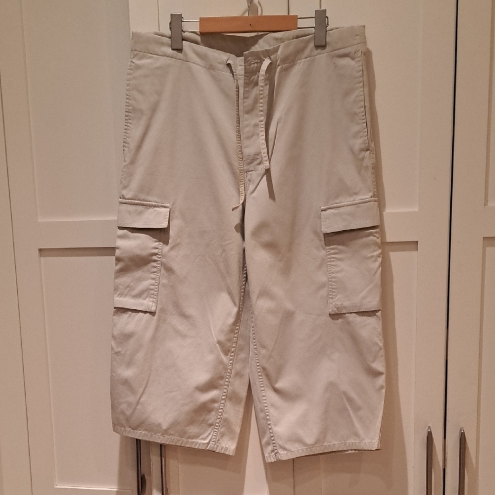 Club Monaco Nwot Men's Tan Long Cargo Shorts